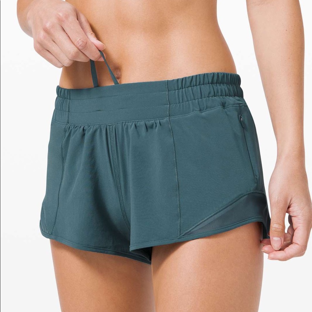 ISO | lululemon hotty hot 4 4” | do not buy! - Picture 4 of 5
